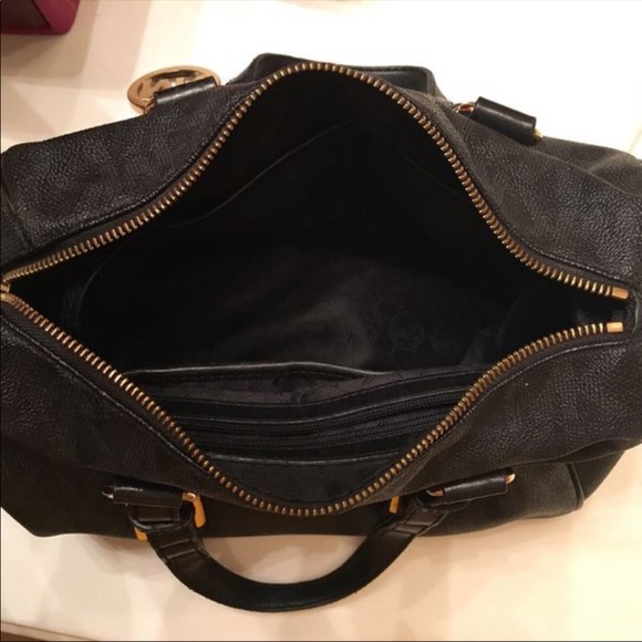 Michael Kors purse with matching wallet - Picture 3 of 8